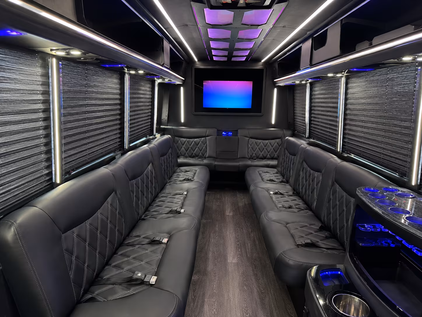 convention attendee buses from yonkers to new york city trade shows
