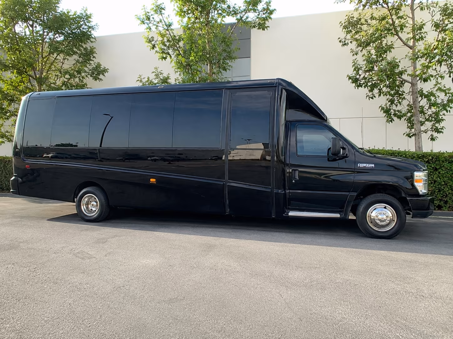 find the perfect transportation for your next concert or music festival 1