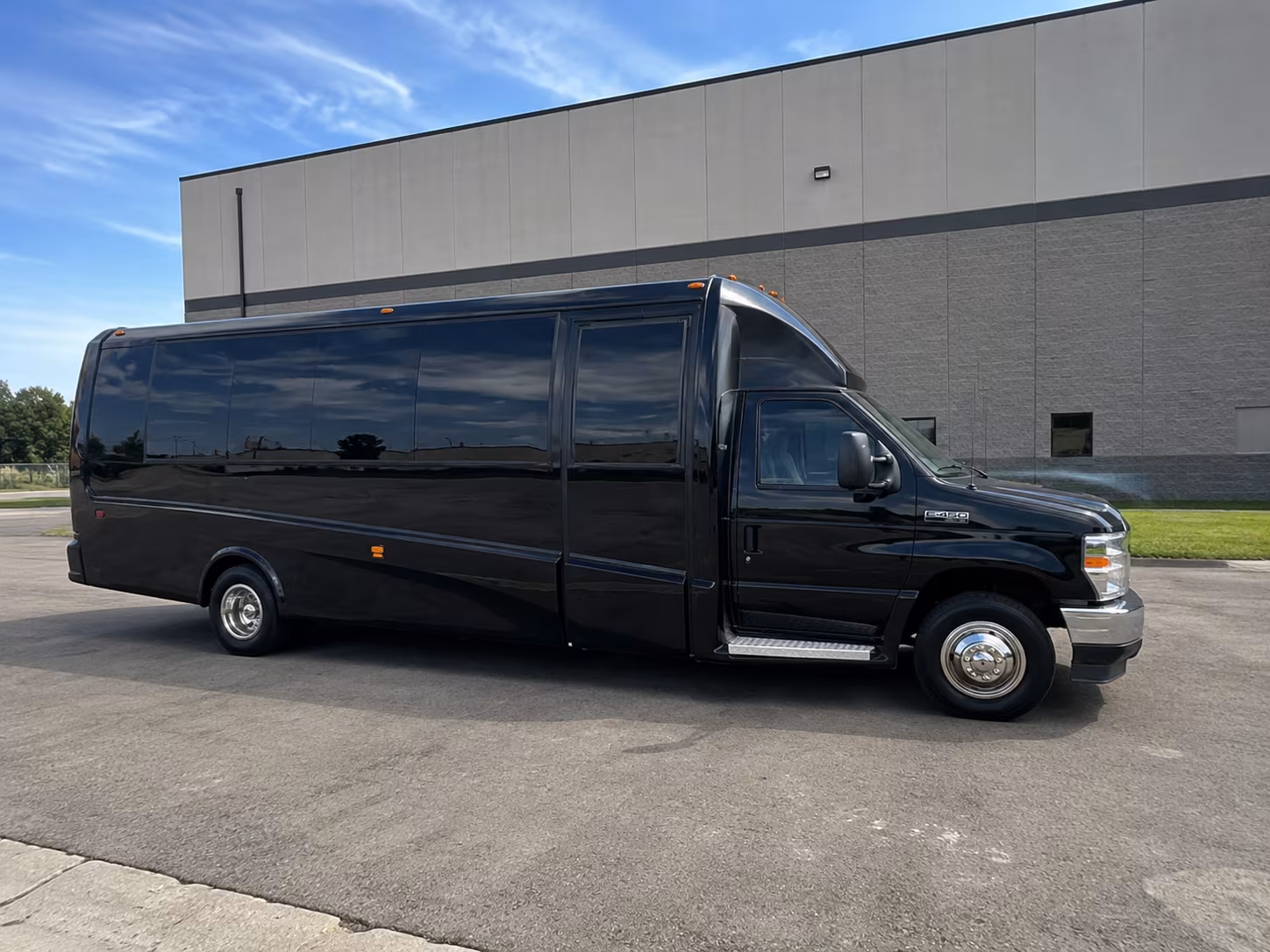 find the perfect transportation for your next wine tour 3