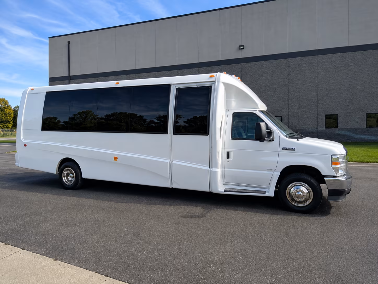 mission and outreach group buses in yonkers new york