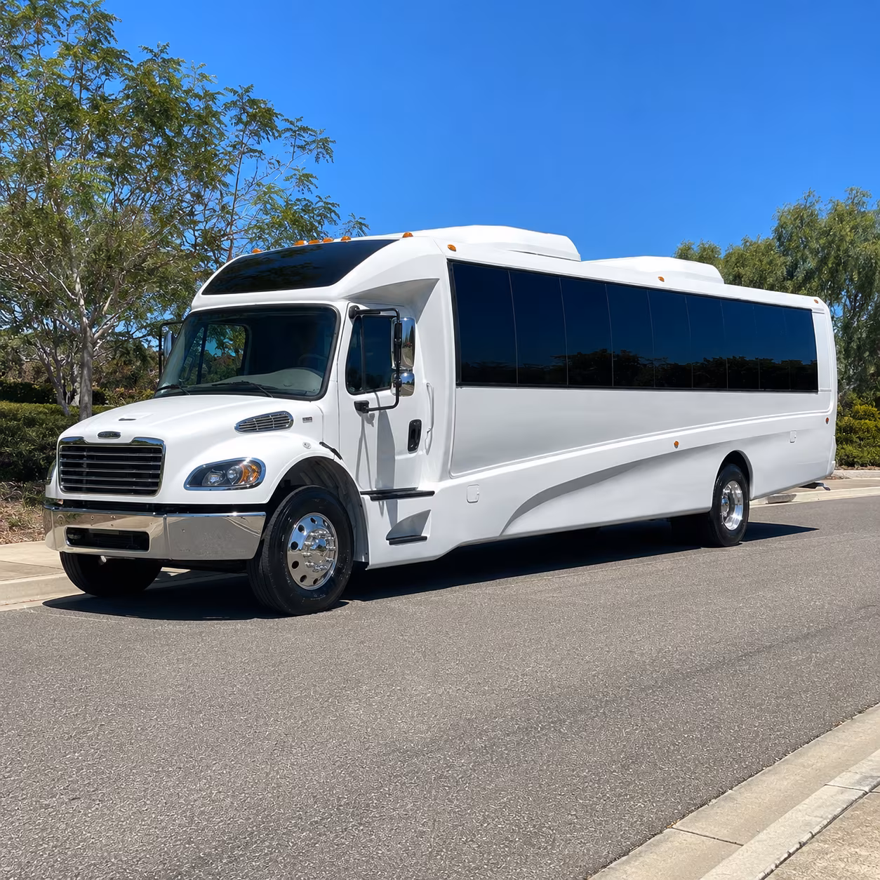 yonkers 25 passenger minibus