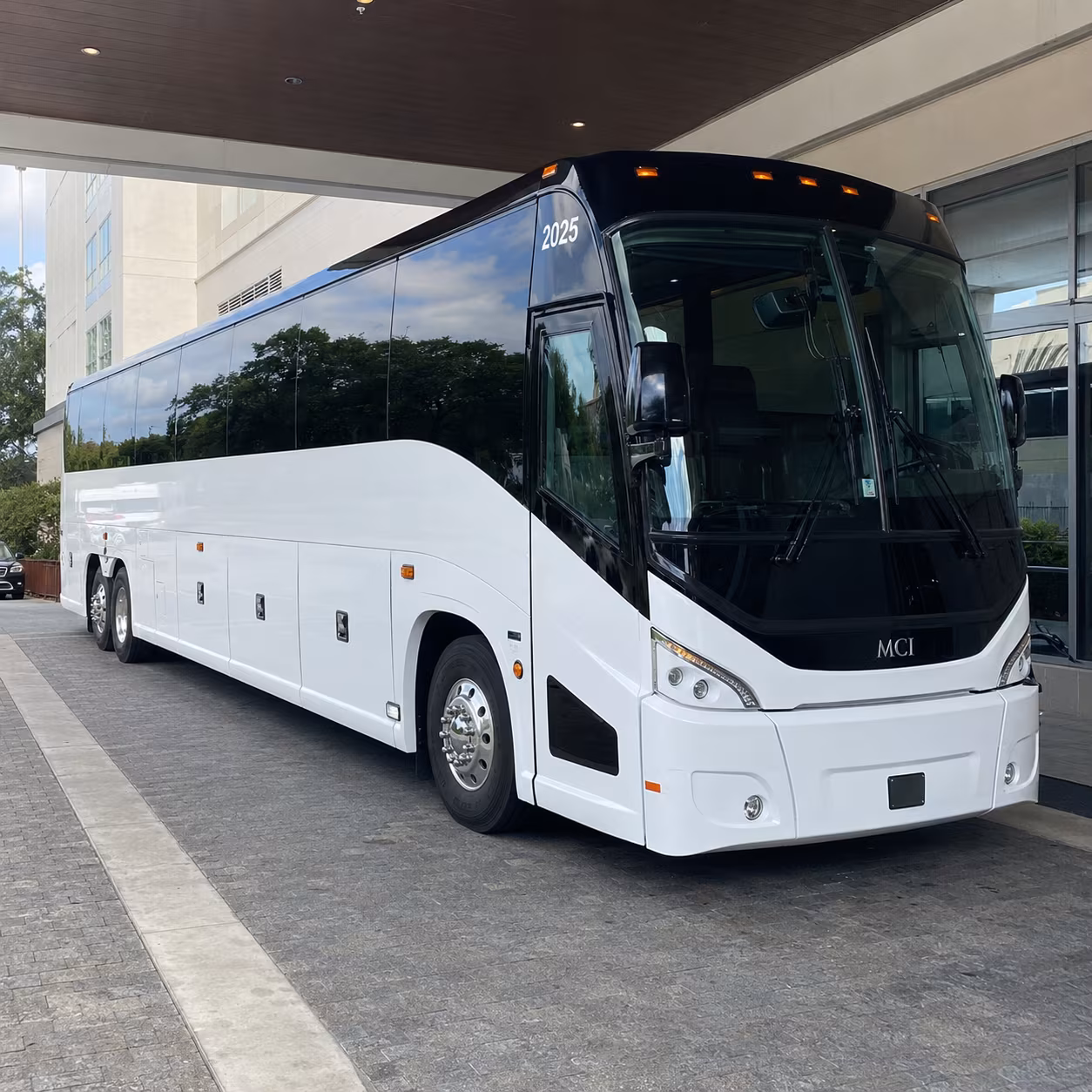 yonkers 54 passenger charter bus