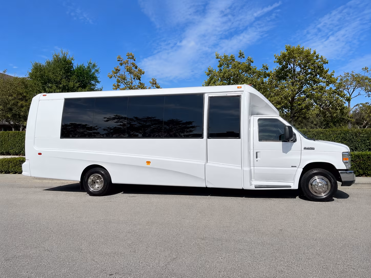 yonkers wine tour transportation